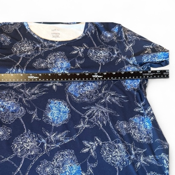 J Jill Fit Navy Floral long sleeve top, ladies’ size M - Picture 4 of 6